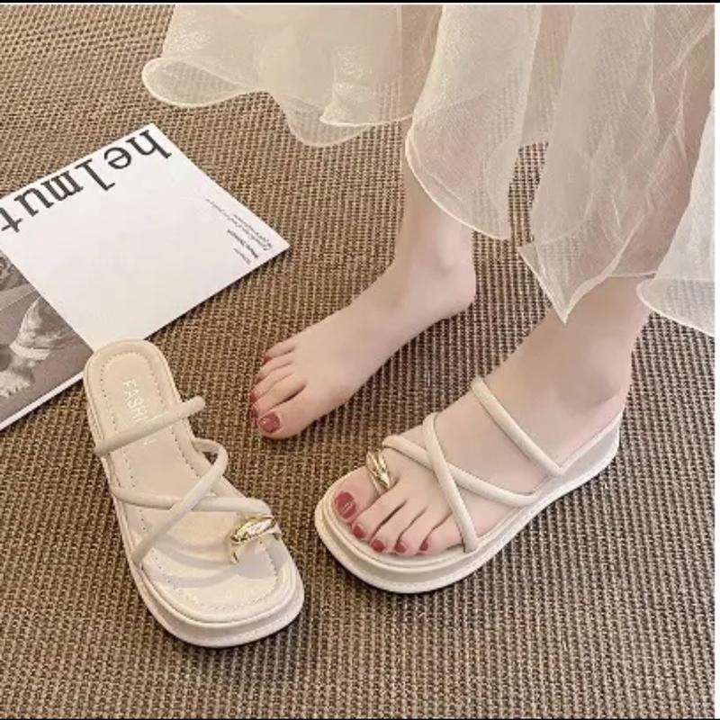 Dép nữ đế cao 5p đính đá xỏ ngón cực đẹp