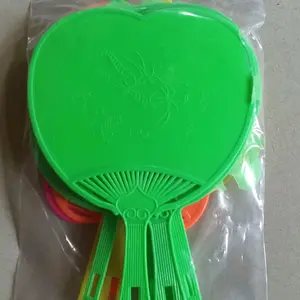 mainan kipas unik warna warni plastik isi 10 pcs