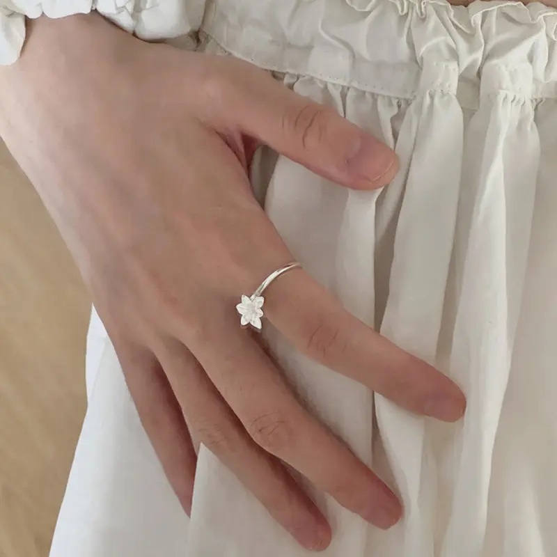 Fashion Simple Style Flower Ring Light Luxury Exquisite 925 Ring Party Wedding Fine Jewelry