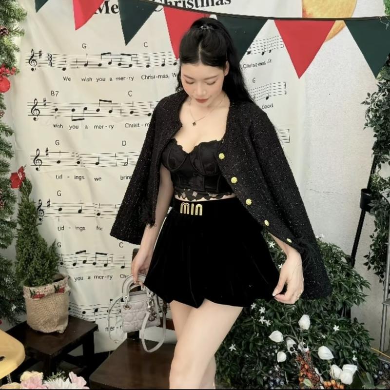 Chân Váy Phồng Nhung Qủa Bí ngô ngắn lưng thun gắn chữ min có lớp quần trong cạp cao hack dáng