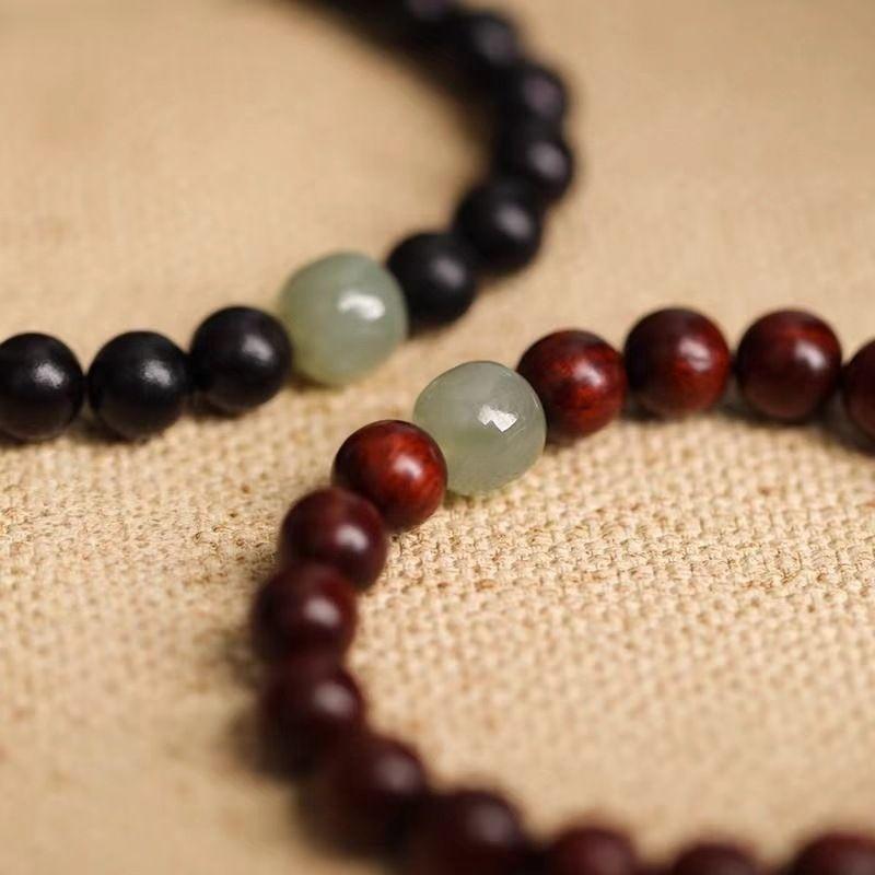 Product Introduction of 2025 Vintage Small Leaf Red Sandalwood Bracelet for Men and Women, Black Ebony, Golden Silk Sandalwood, Chinese Style, Playable Wooden Bracelet 5