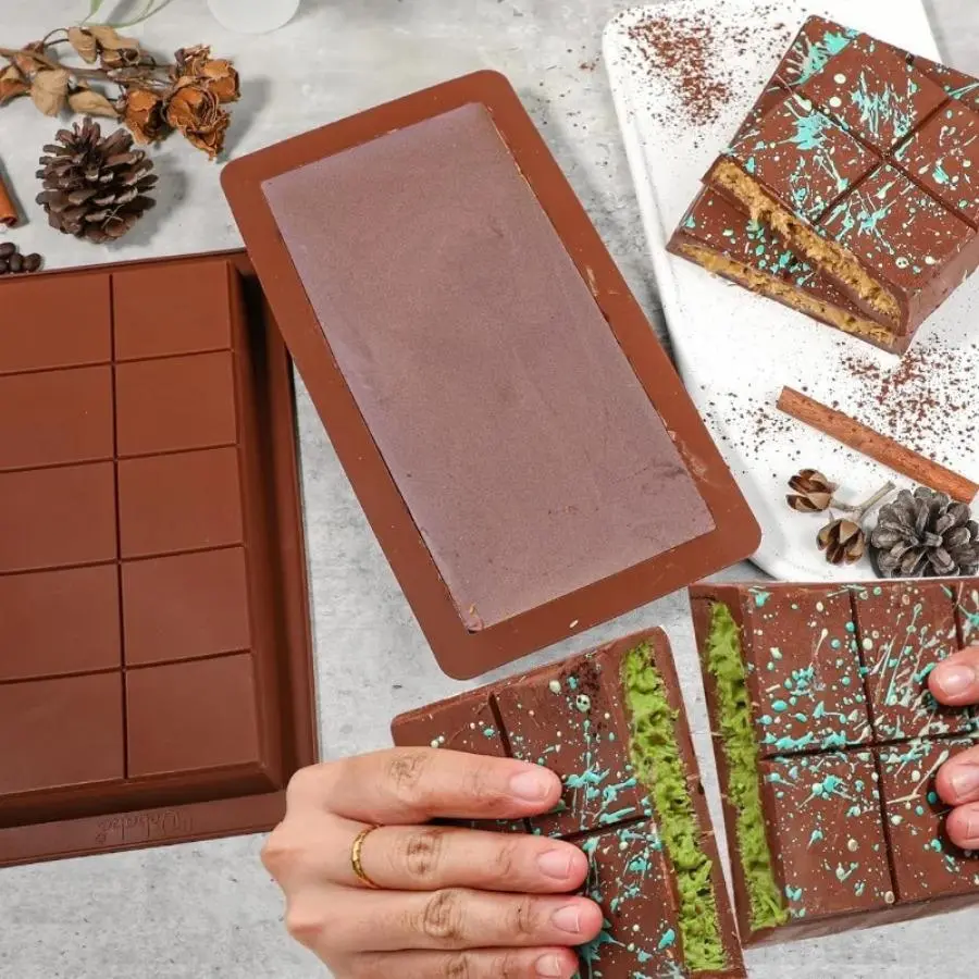 Silicone Chocolate Mold, 1 Count Multi Grid Chocolate Mold, Baking Mold for Cake, Cookie, Chocolate, Candy, Kitchen Baking Supplies