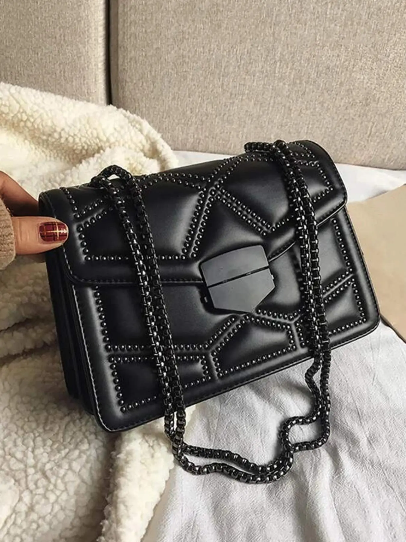 Women's Fashion Chain Strap Crossbody Bag, Solid Color All-match Shoulder Bag for Daily Used, Studded Design Commuting Bag