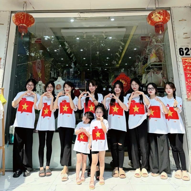 Áo thun  Việt Nam cờ đỏ sao vàng  ngực 8-85kg , áo phông gia đình , kid_genz 4