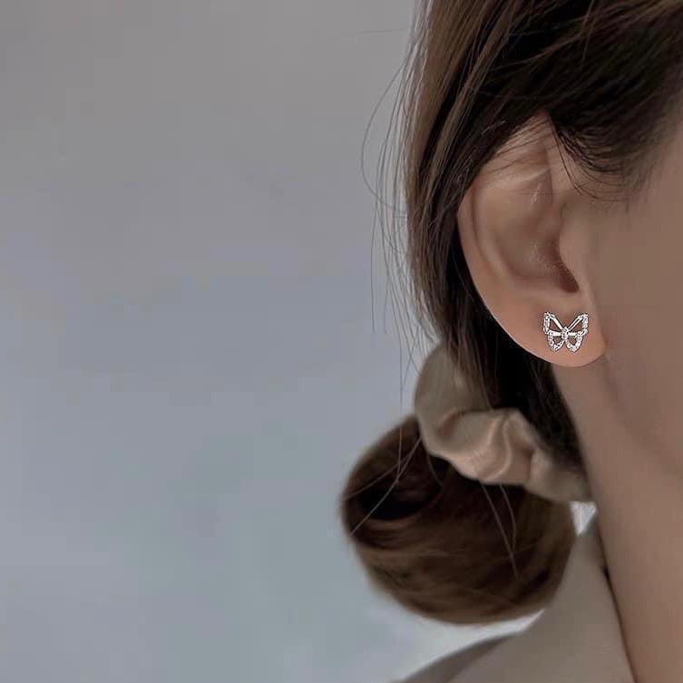 Khuyên tai bạc ta LoPa dáng hồ điệp đính đá lấp lánh nhẹ nhàng 4