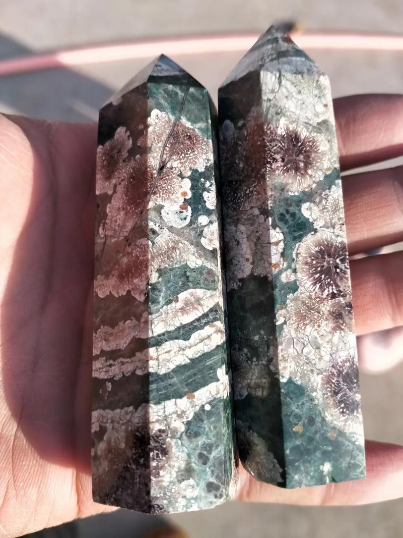 Product Introduction of 9cm Natural Green Cherry Blossom Stone Tower Wand Point Stone Obelisk Home Decoration Prisms Wicca Chakra Healing Crystals Decor 15