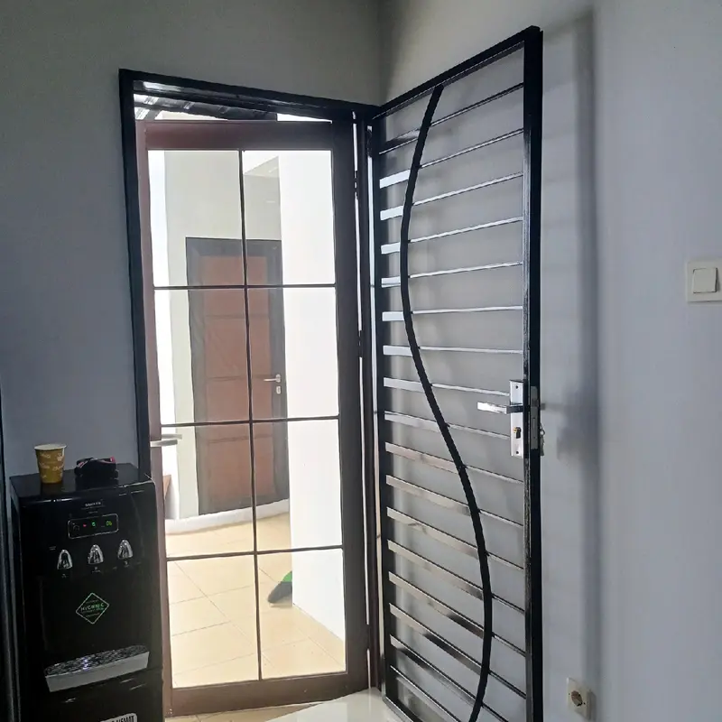 PINTU BESI KASA NYAMUK KAWAT BAJA MINIMALIS 3