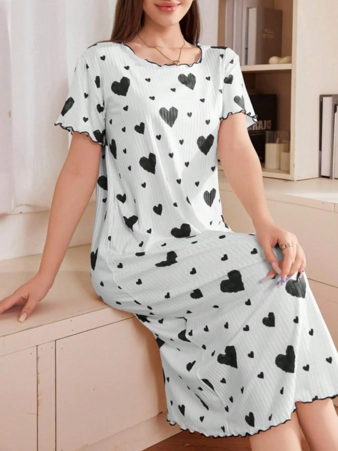 Women's Heart Print Dress, Regular Fit Cute Casual Comfy Short Sleeve Nightdress for Daily Home Wear, Ladies Sleepwear for All Seasons