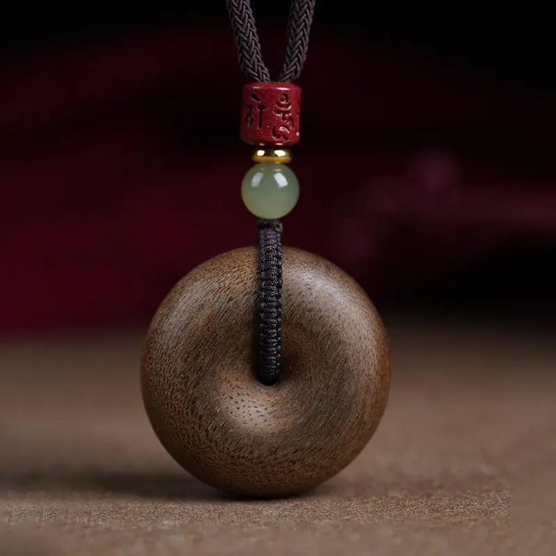 Mặt Dây Chuyền Khóa An Toàn Trầm Hương, Được Làm Bằng Gỗ Đàn Hương Việt Nam Tự Nhiên, Thích Hợp Cho Nam Và Nữ, Mặt Dây Chuyền Vòng Cổ Gỗ Đàn Hương Cao Cấp, Thích Hợp Cho Tình Nhân Năm Sinh Titan 6