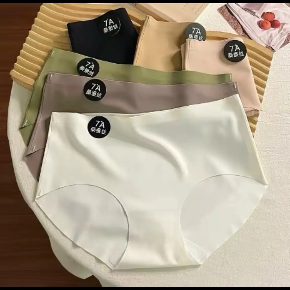 (Tặng 1 Quần)  Khi Mua 10 Quần Lót Nữ Đúc Su thun lạnh, Mặc mùa hè Thoáng mát,mềm mại kháng khuẩn women với 7A