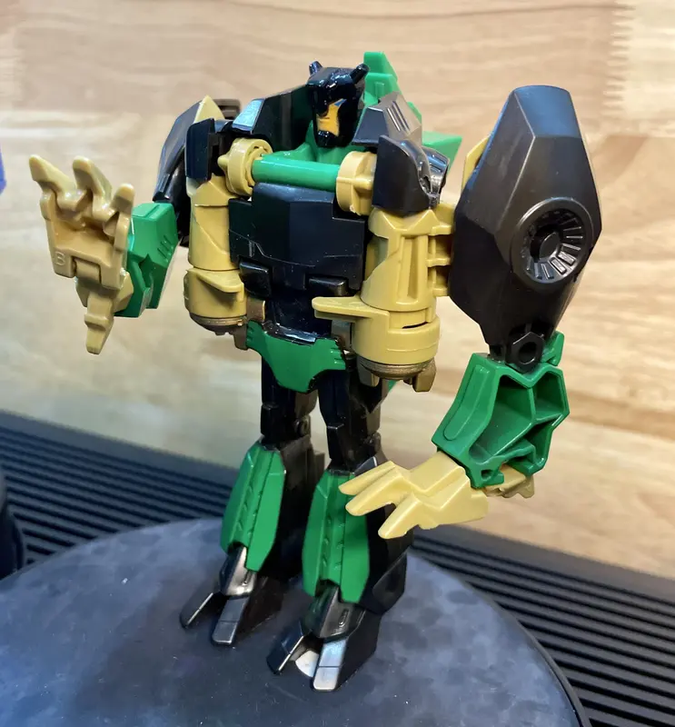 Đồ chơi rô bốt biến hình xe,siêu nhân,khủng long vui nhộn cho bé Mô Hình Toy Robot 3