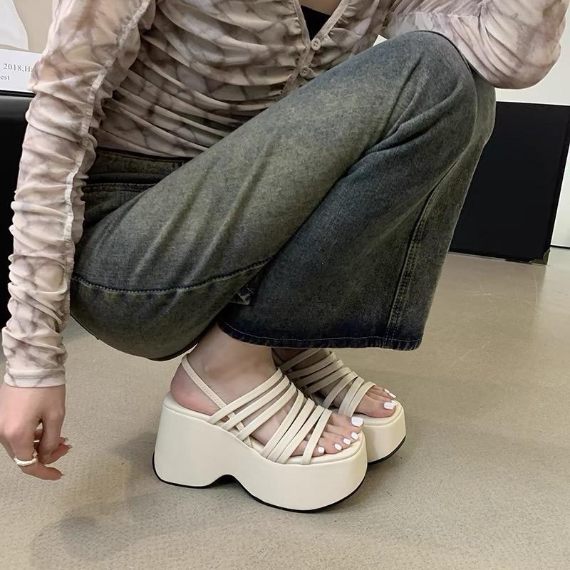 Sanđal nữ đáng xuồng nhiều dây đế cao 8p mã C819 Shoes GiàY