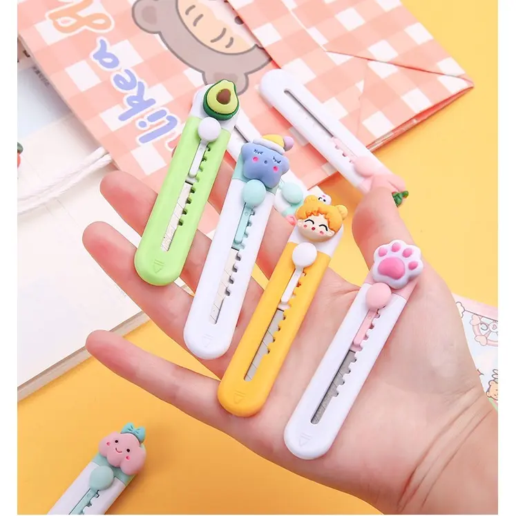 Dao rọc giấy cute thu nhỏ họa tiết dễ thương mini tiện ích dành cho học sinh