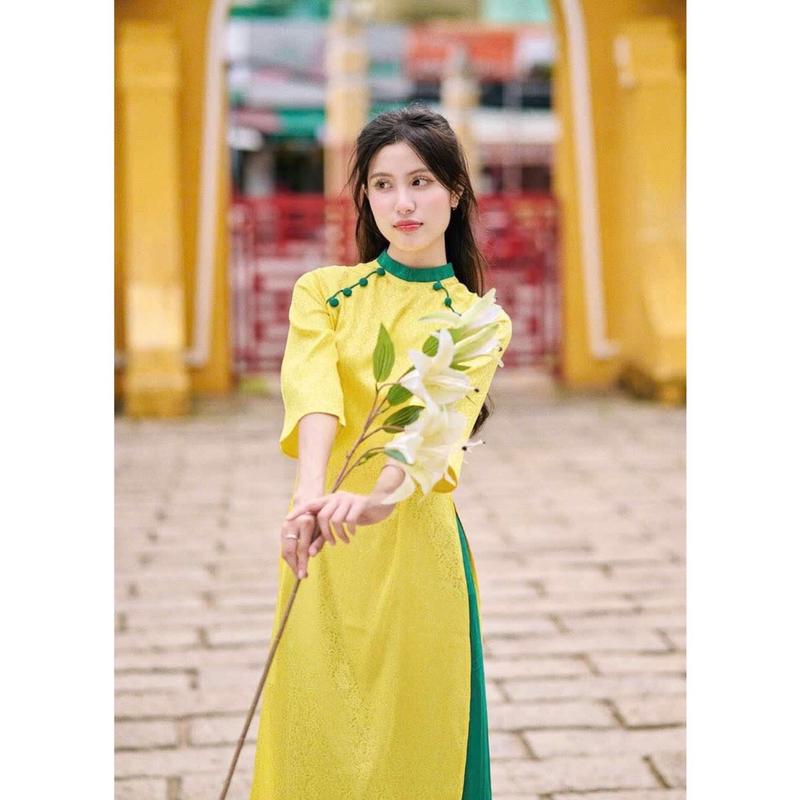 Áo dài cách tân  phối cổ tay lỡ như hình, sang trọng  dành cho nữ - Women Kem Sen Dress 2
