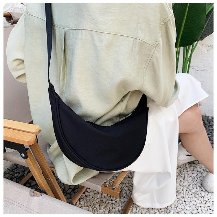 Product Introduction of Túi Đeo Chéo, Chất Liệu Nylon, Bán Chạy, Thiết Kế Hợp Xu hướng Mới, Túi Đeo Vai Và Bánh Bao Dễ Phối Đồ Nhẹ, Phong Cách Thường Ngày Túi Vải Kẹp Nách, Túi Xách 20