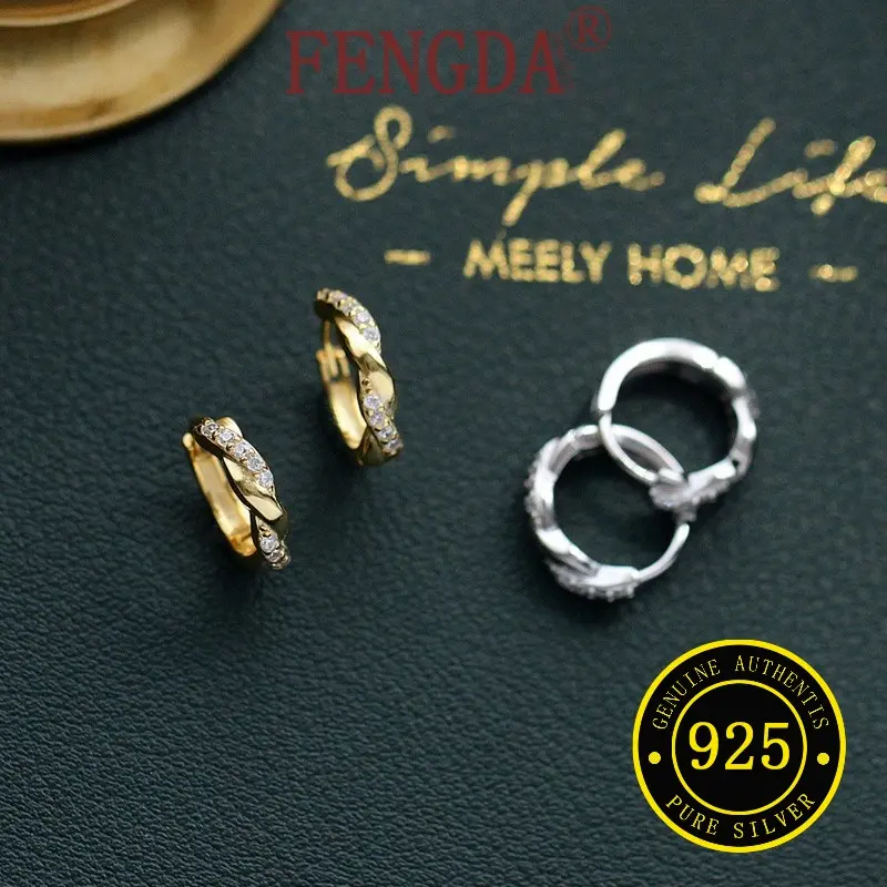 Kẹp Tai Xoắn, Thiết Kế Độc Đáo Đơn Giản Và Giá Cả Phải Chăng, Zircon Sáng Bóng, Vòng Tròn, Vàng, Có Sẵn Thanh Toán Khi Nhận Hàng