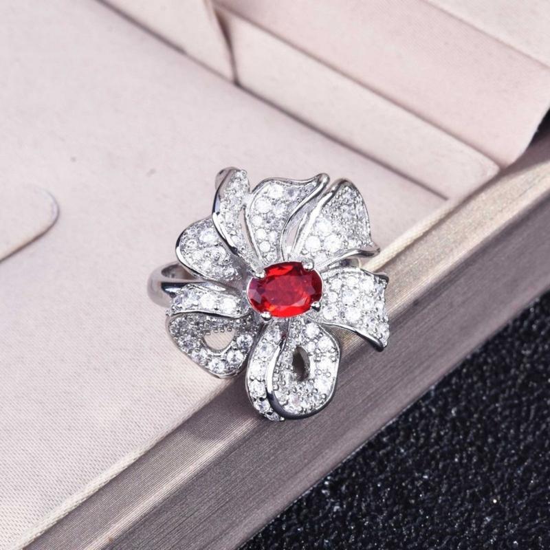 Product Introduction of Kuroze Natural Ruby Ring Female Luxury 24