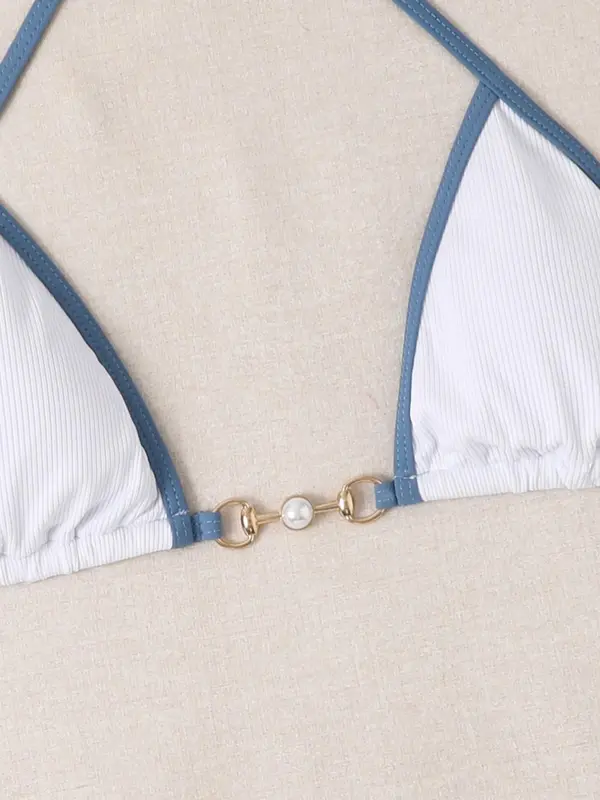 Women's Contrast Binding Faux Pearls Decor Ring Linked Design Sexy Skinny Bikini Set, 2024 Fashionable Summer New Halter Neck Triangle Swim Top & Swim Thong for Beach, Women's Swimwear for All Seasons 2