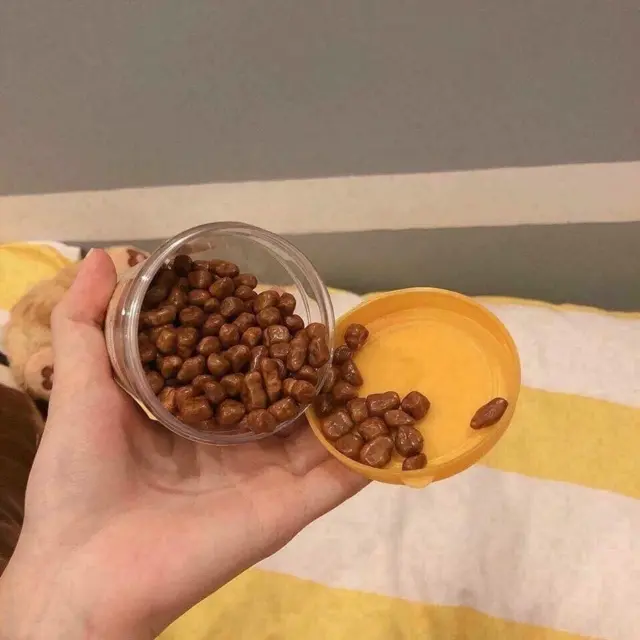 Kẹo me sỏi Thái Lan hộp 130g Ăn Vặt cực ngon 3