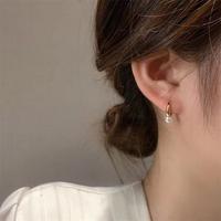 Gambar Diamcity Temperamen Emas Retro Anting Mutiara Prancis Desain Khusus Wanita Anting-anting Sederhana - emas dari Diamcity Official Store Kab. Gresik 5 Tokopedia