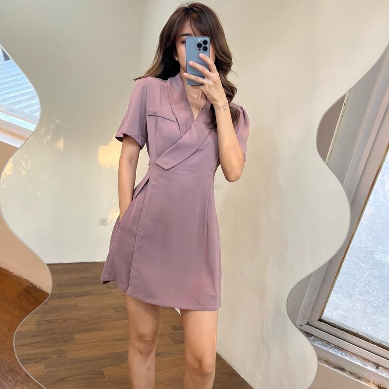 Set Safira slit cotton 185/set Set Safira @185/set material : safira (soft, adem n super flowy)  Bust (LD) 100cm  pinggang ada karet Setelan 3