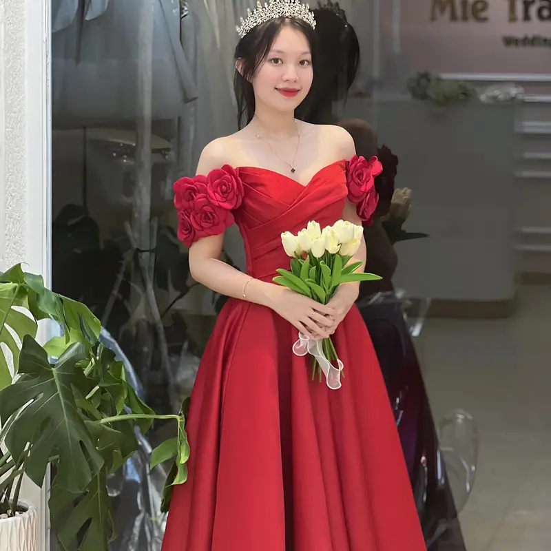 CDP152- Váy cưới đi bàn - đầm cưới thiết kế trễ vai hoa- váy cưới xoè,váy đi bàn xòe trễ vai xếp ly che bụng. 7
