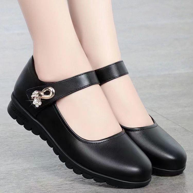 Product Introduction of Giày Cao gót Cho Mẹ, Da Thật Mềm, Mũi Tròn, Giày Nữ, Giày Da Đế Bằng, Có Dây Đeo Chống Trượt, Thích Hợp Cho Phụ Nữ Trung Người Già Và Cao Tuổi, Giày Đi Làm Cho Phụ Nữ Shoes Jean 8