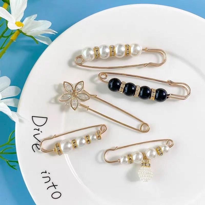 Set 4 cài áo, gim quần áo đính ngọċ trai đen nhân tạo siêu xᶖnh pk 1