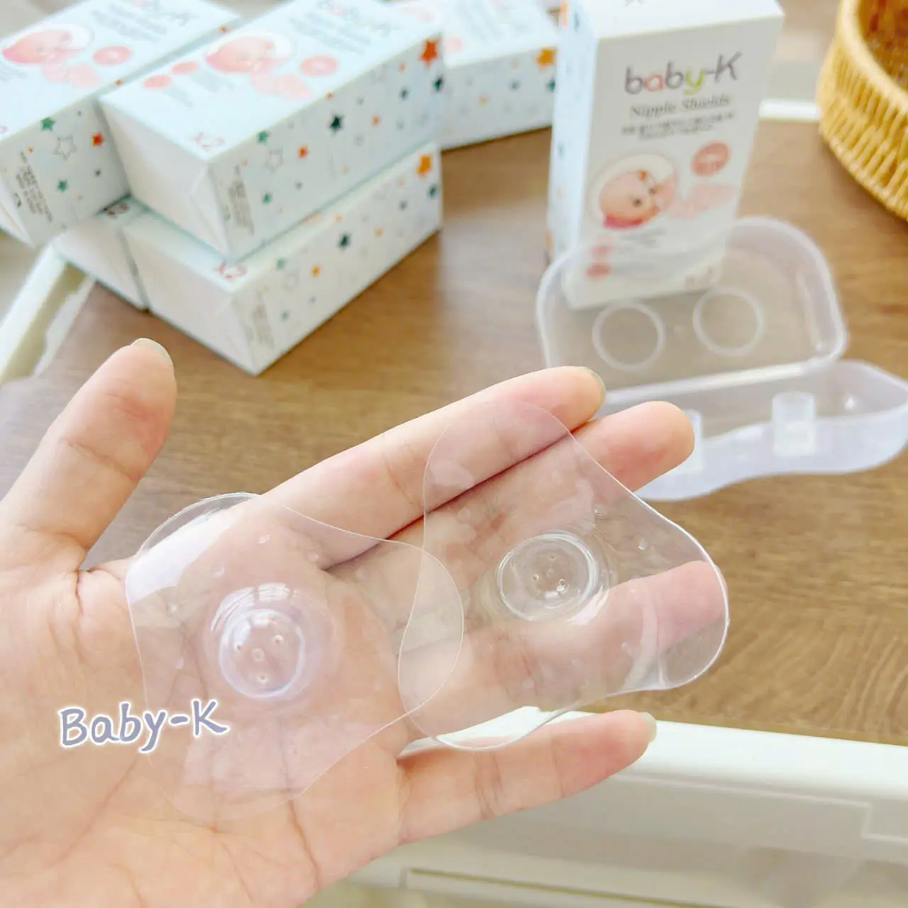 Núm trợ ti BaBy-K cho mẹ, 2 núm trợ ti silicon mỏng và siêu mềm không chứa BPA an toàn cho bé (Kèm hộp đựng) - Đầm Bầu, Váy Bầu Voi Núm Ti