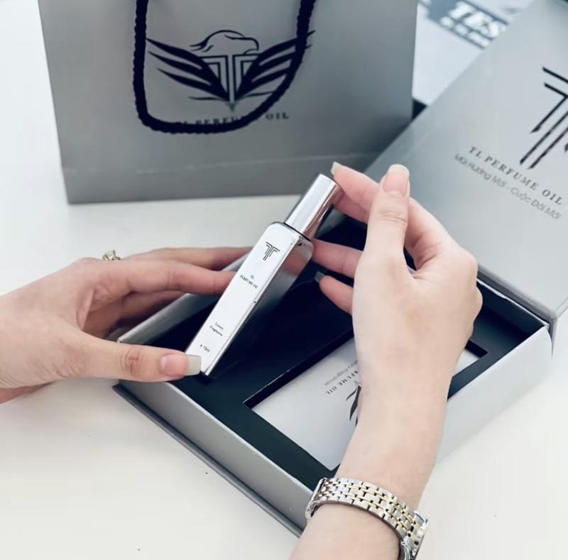 Product Introduction of TL08 HƯƠNG NỮ - Tinh Dầu Nước Hoa TLPERFUMEOIL Ngọt Ngào, Quyến Rũ, Bí Ẩn 15ML 11