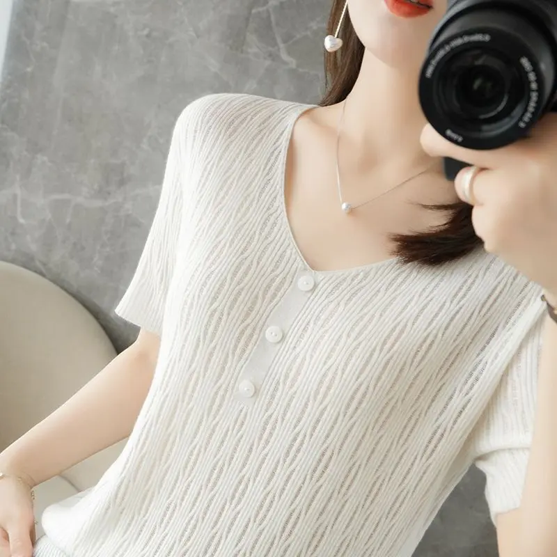 Áo Lụa Dâu Tằm, Màu Trơn Cho Nữ, Ngắn Tay, Cổ Chữ V, Dáng Rộng Vừa Vặn, Ngoại Cỡ, Áo Len Lụa Lạnh Áo Phông Mỏng, Thích Hợp Cho Mùa Hè, Thương Hiệu Erdos
