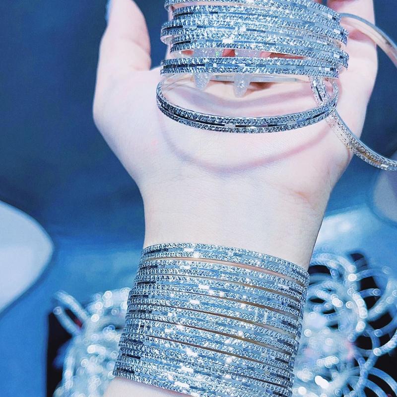 Vòng tay bản 4li 2hàng chạm ý xikim Phụ Kiện