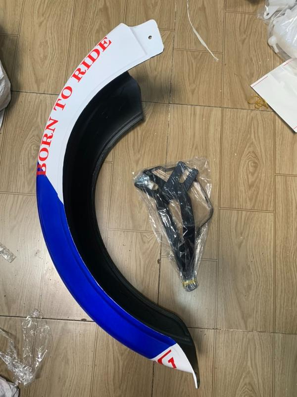  Dè chắn bùn nữa bánh xe EXCITER 150 và 155 màu xanh trắng Phụ Kiện Phụ Tùng 