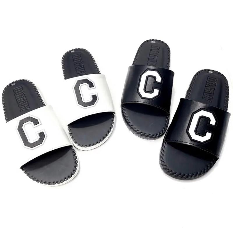 Dép  chữ c ,chứ được thêu vào quai  quai may chắc  chắn  ,đi nắng ,đi mưa vô tư ,đế chống trơn trượt tư 1