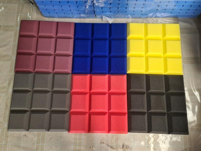 Mút cách âm vuông lớn 9 ô 50x50 dày 4cm/ tấm 3