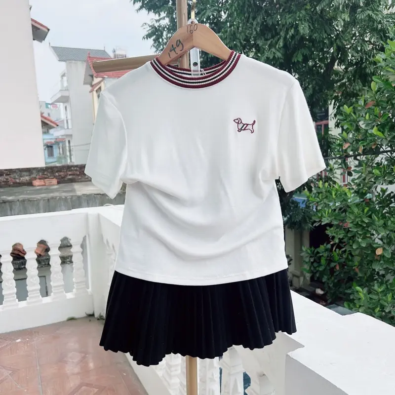 Áo thun ngựa thêu co giãn chất mềm đẹp