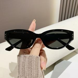 แว่นกันแดด มาใหม่ อินเทรนด์ กันแดด เหมาะสำหรับขับรถ สำหรับผู้ชายและผู้หญิง แว่นกันแดดสำหรับคู่รัก สไตล์สตรีทช็อต