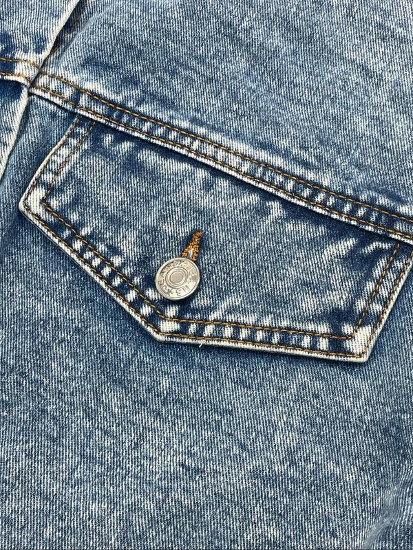 Women's Distressed Denim Jacket, Fashion Casual Long Sleeve Button Up Outerwear for Daily Wear, Ladies Clothes for All Seasons 8