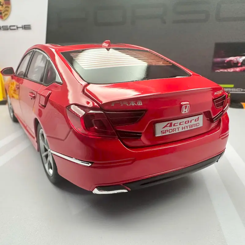 Xe mô hình Honda Accord Sport Hybrid tỉ lệ 1:24 hãng Chezhi có đèn và âm thanh 2