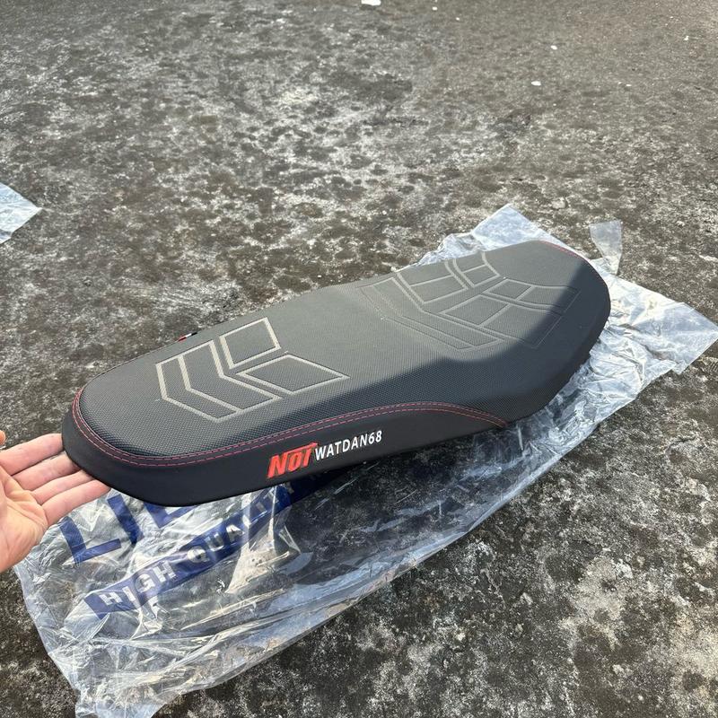 Yên gọt nguyên chiếc mút vàng liên á gắn wave 50 100 110 Phom thấp