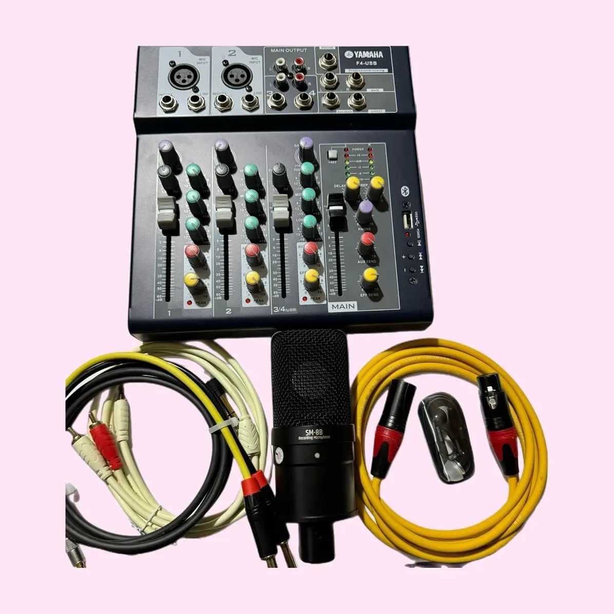 COMBO mixe F4 mic SM 8B(mẫu mới)đủ phụ kiên.