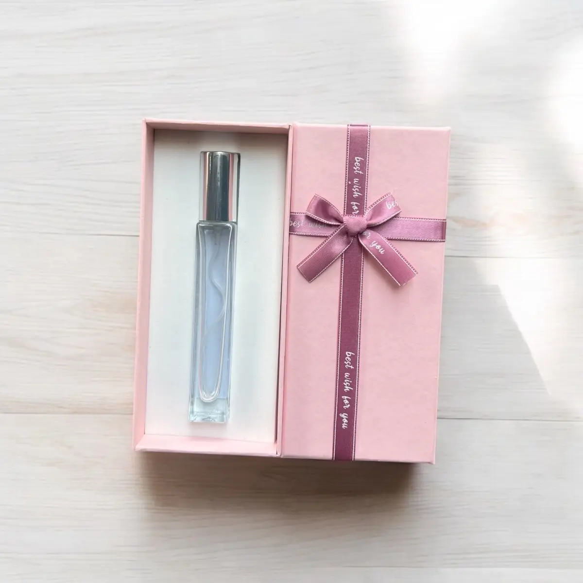 Hộp cứng đẹp đựng nước hoa chiết 10ml, đựng son kích thước 14*6,1cm lót mút xốp