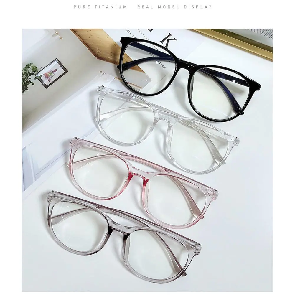 Retro Transparent Eyewear Fashionable Glasses for Every Occasion R7T2