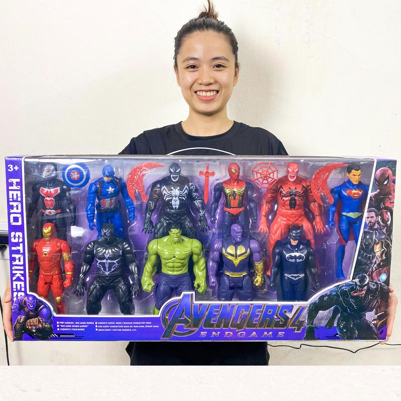Hộp Đồ Chơi Mô Hình Siêu Anh Hùng Size Lớn - Xoay Được Các Khớp Và Có Đèn Led Trước Ngực Toy