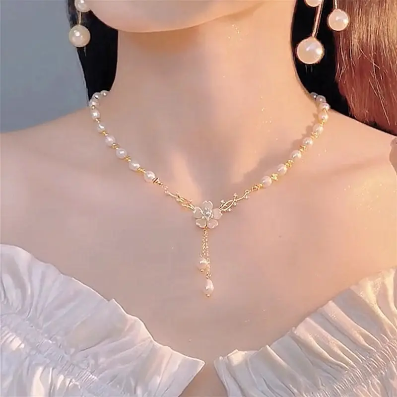 Vòng Cổ Hoa Ngọc Trai, Hàng Mới Về, Thời Trang Nữ, Phong Cách Pháp, Cổ Điển, Giá Cả Phải Chăng, Thiết Kế Đặc Biệt Sang Trọng, Mặt Dây Chuyền Cao Cấp 2
