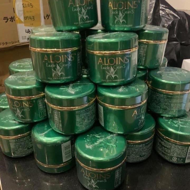  Kem Lô Hội Nhật Bản Aloins. Kem xanh loo hội dưỡng ẩm mù đông. Kem dưỡng ẩm mùa đông. Kem xanh lô hội 185g 