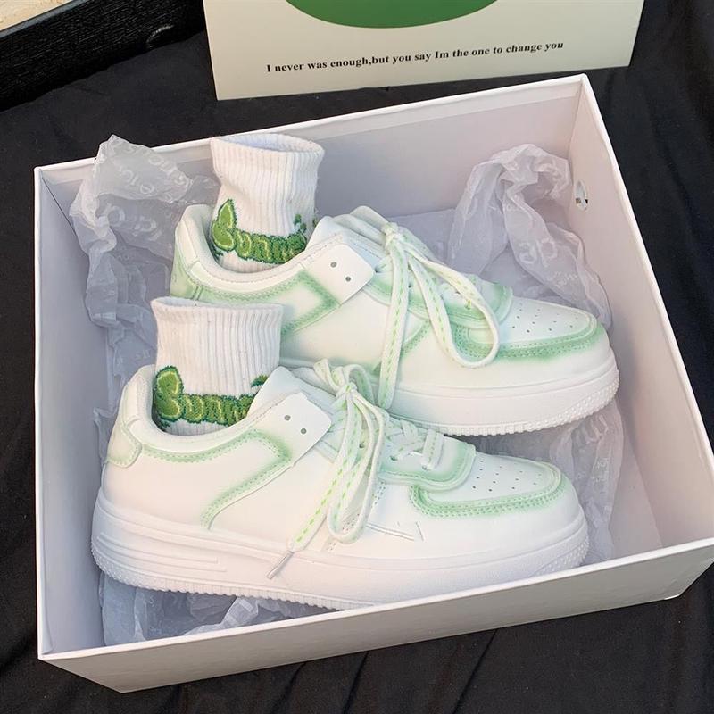 Product Introduction of White Shoes for Women Spring and Autumn New Korean Style Student Soft Bottom Skateboard Shoes Niche Casual Versatile Breathable Ins Fashion Shoes 1