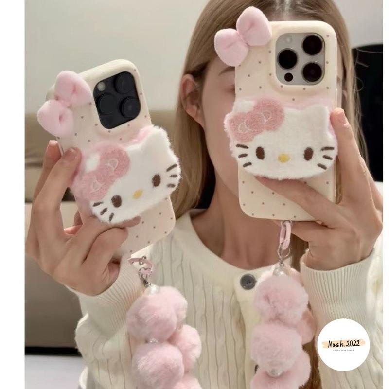 Ốp Điện Thoại Tương Thích Cho iPhone 16 11 13 15 14 12 Pro Max X Xs Max Xr 15 14 Plus DIY Hoạt Hình Sang Trọng Búp Bê 3D Hello Kitty Nơ Dễ Thương Vỏ Da Mềm Chống Sốc Có Vòng Tay