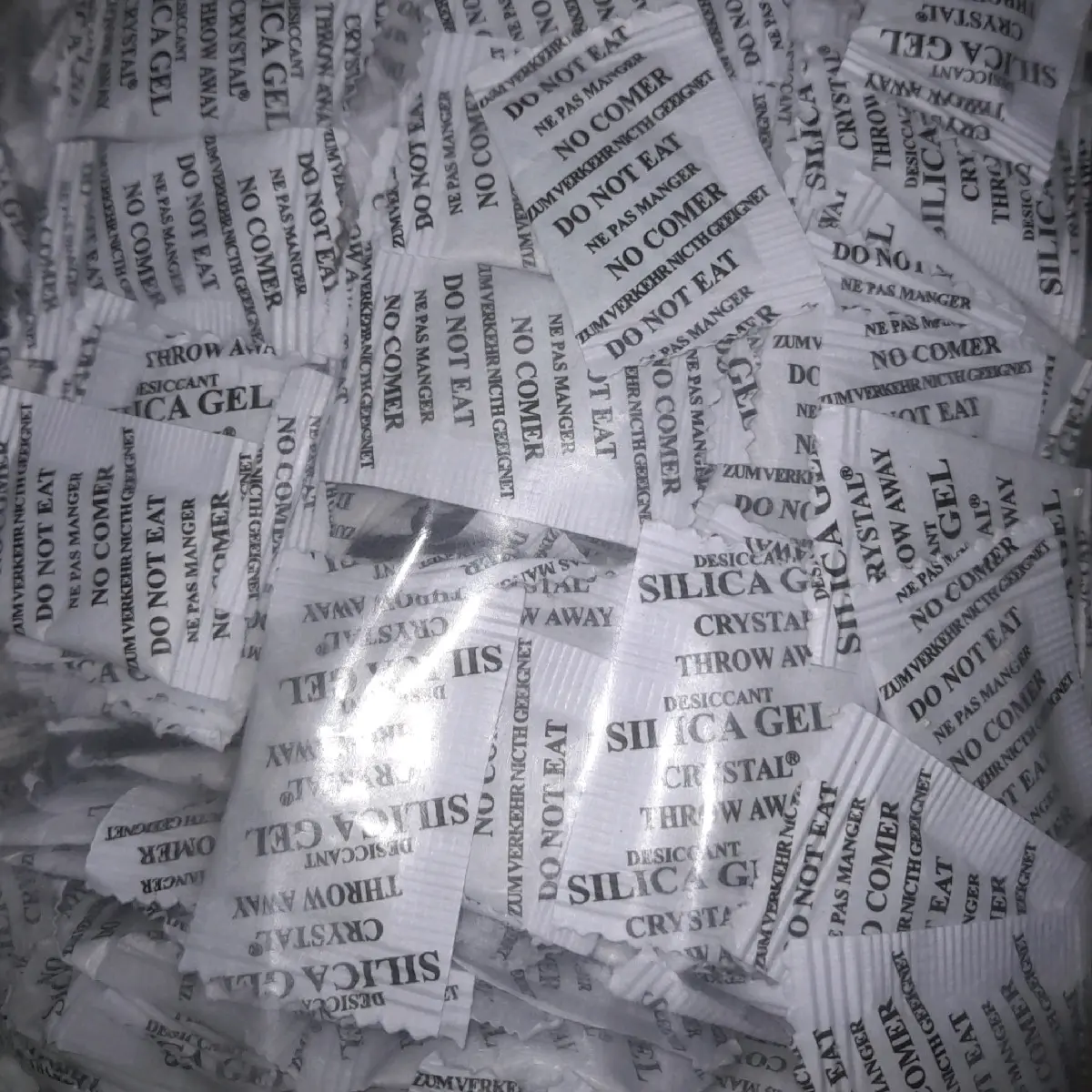 50pcs Silica gel natural untuk pengawet tas, kamera,sepatu,dll anti lembab, pengawet barang