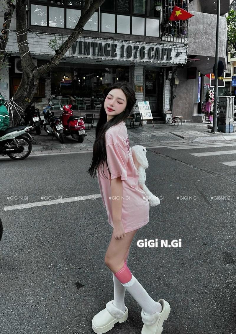 Product Introduction of Áo phông thỏ phát sáng 13Demarzo siêu cute - MIMI STORE 3